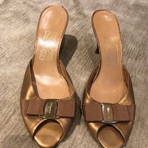 Salvatore ferragamo slides